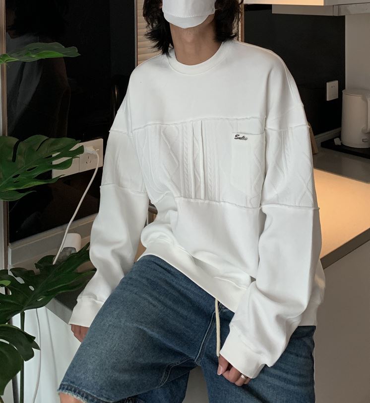 RT No. 5427 RECONSTRUCTED KNITTED SWEATER
