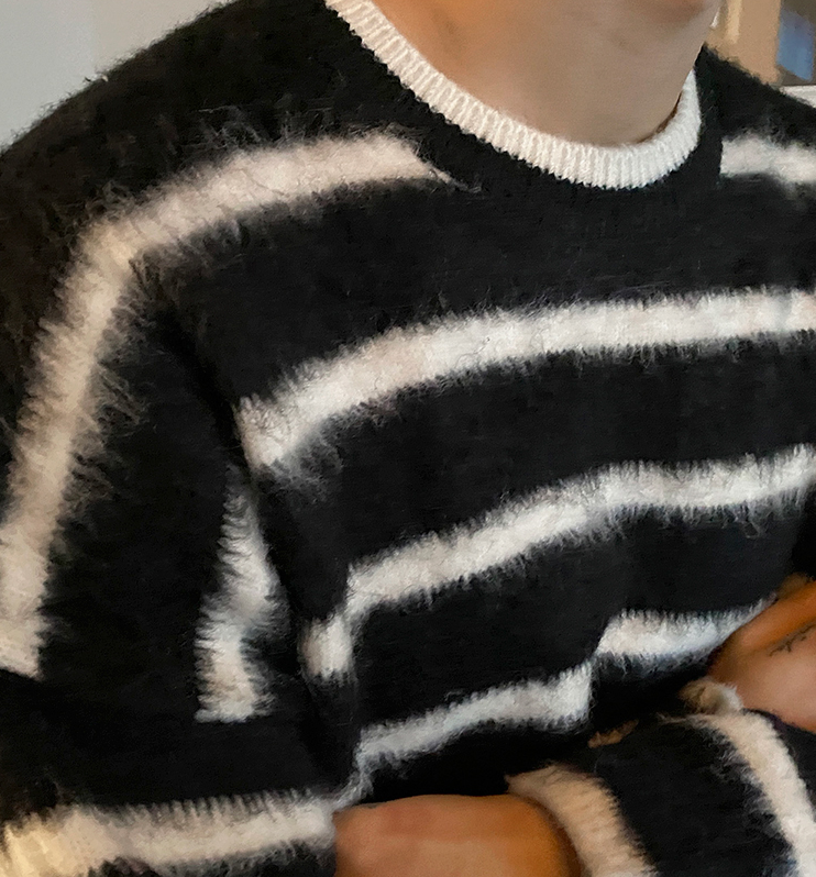 RT No. 3346 WOOLEN STRIPED SWEATER