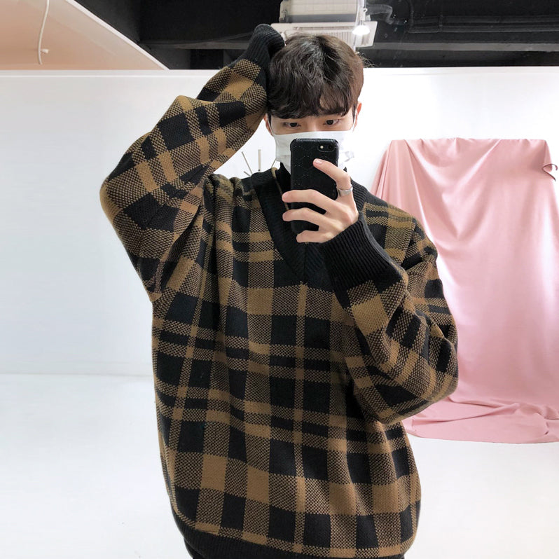 RT No. 415 PLAID V-NECK