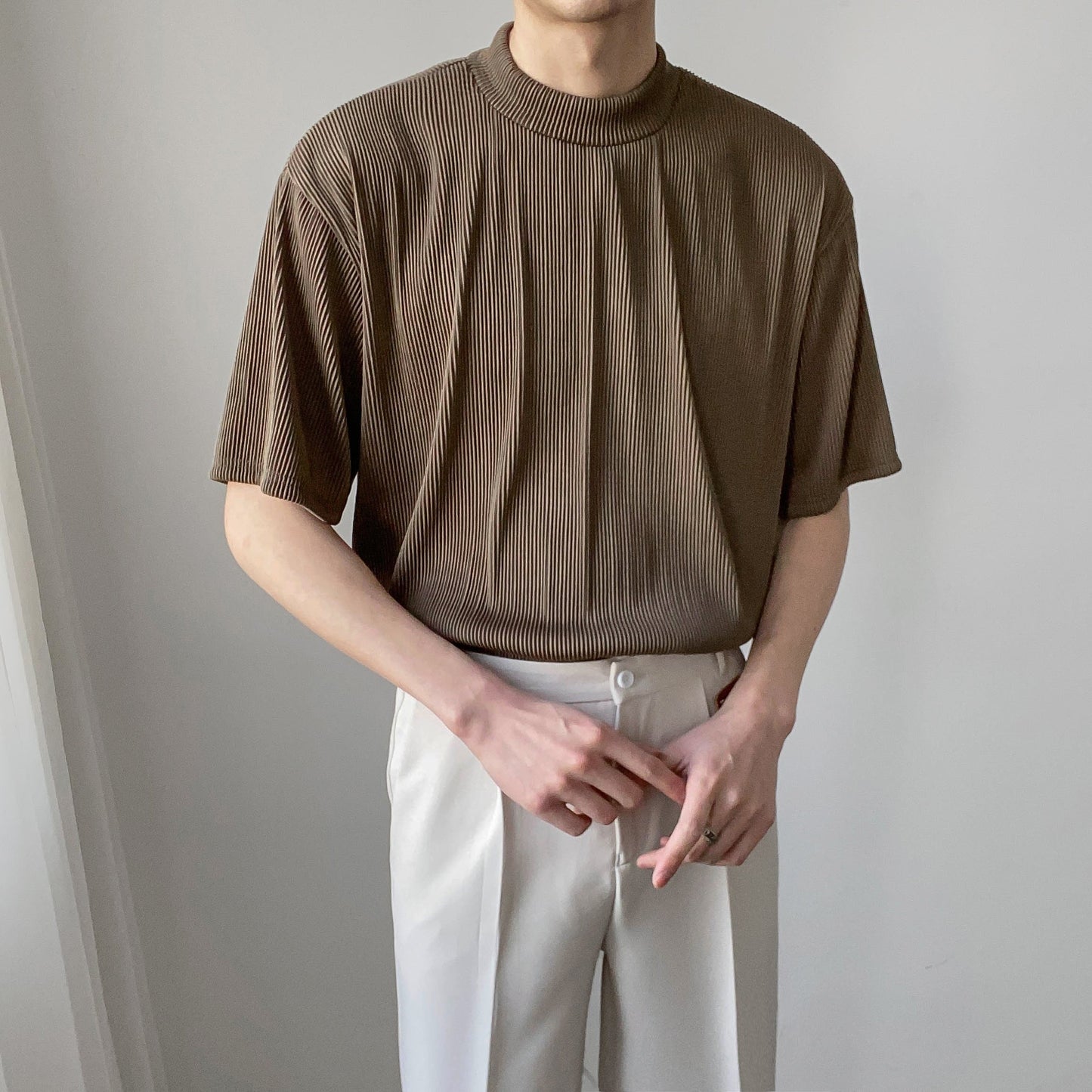 RT No. 4442 PLEATED HALF TURTLENECK SHORT SLEEVE SHIRT