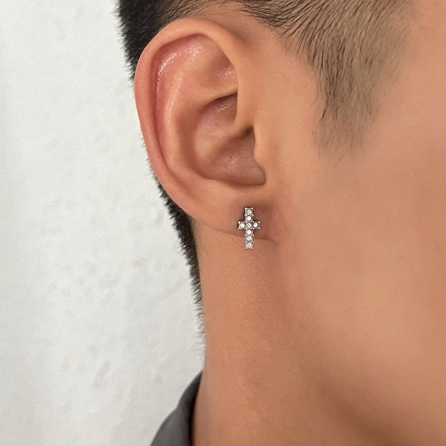 CROSS SMALL EARRING